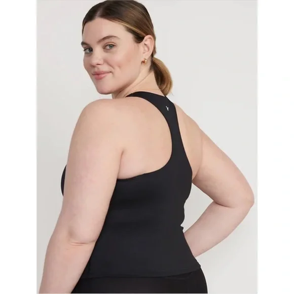 NWT Old Navy PowerSoft Cropped Shelf-Bra Tank Top - Picture 8 of 8